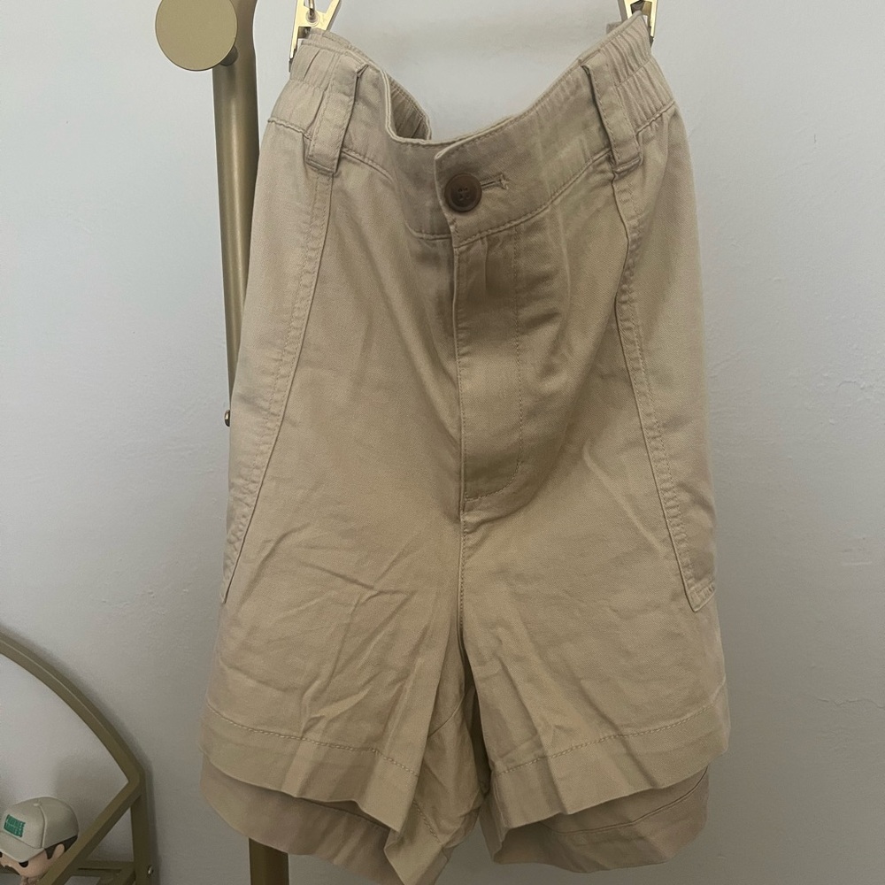 NWT- Gap Shorts